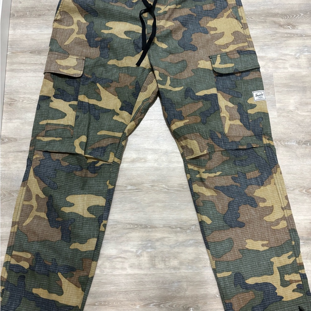 Herschel Supply Company Camouflage Cargo Pants